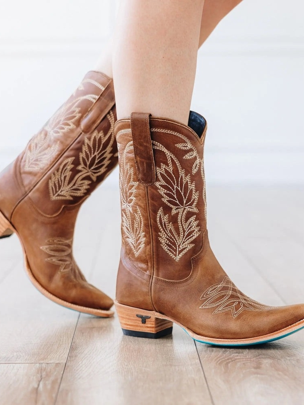 Lane Women’s Brown Western Boots - Picture 5 of 6